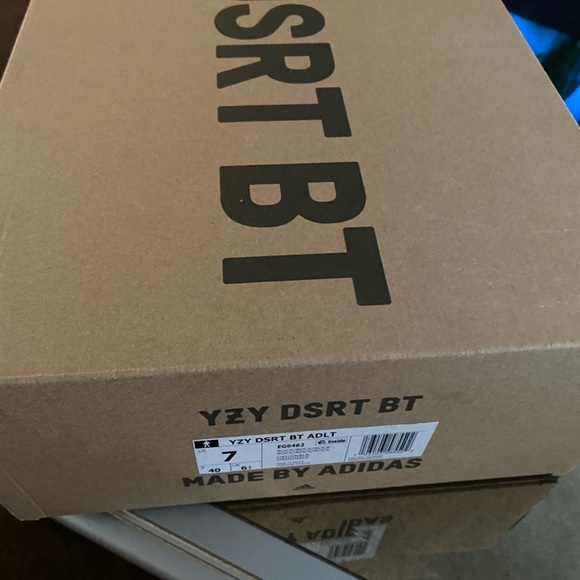 Yeezy Desert Boots - Picture 10 of 11